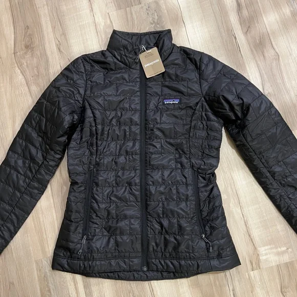 NWT Patagonia Nano Puff Women’s insulated Jacket